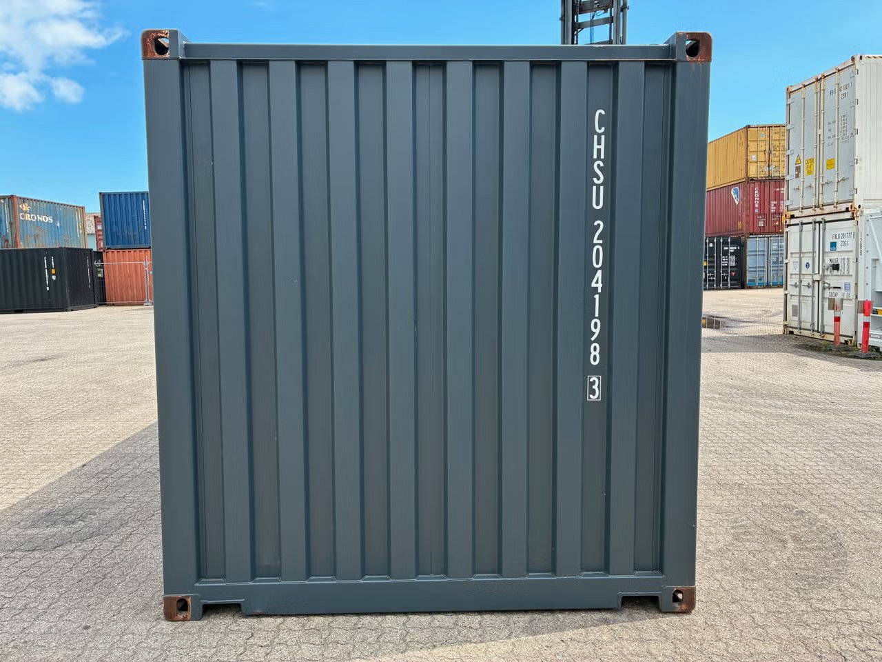Isoliercontainer 20ft – Stirnseite