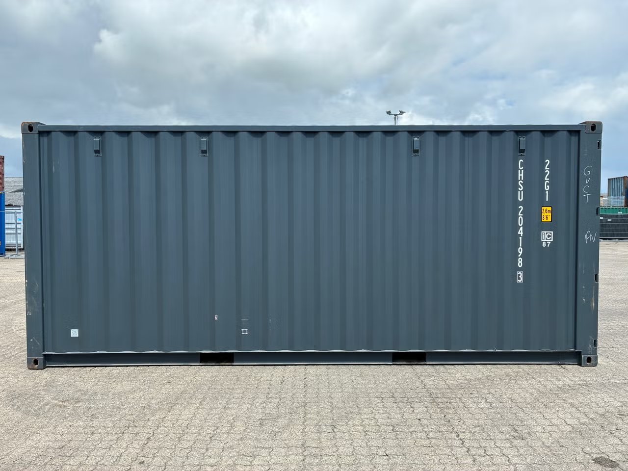 Isoliercontainer 20ft – Rückansicht