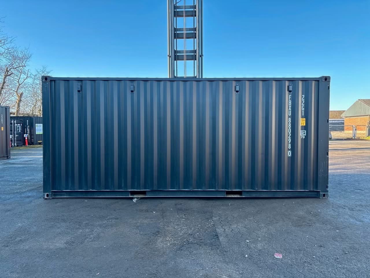 Rot Seecontainer 20ft - Türansicht