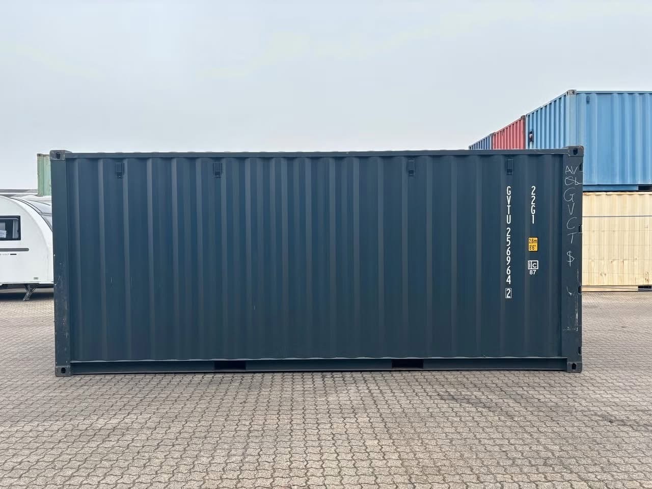 Rot Seecontainer 20ft - Türansicht