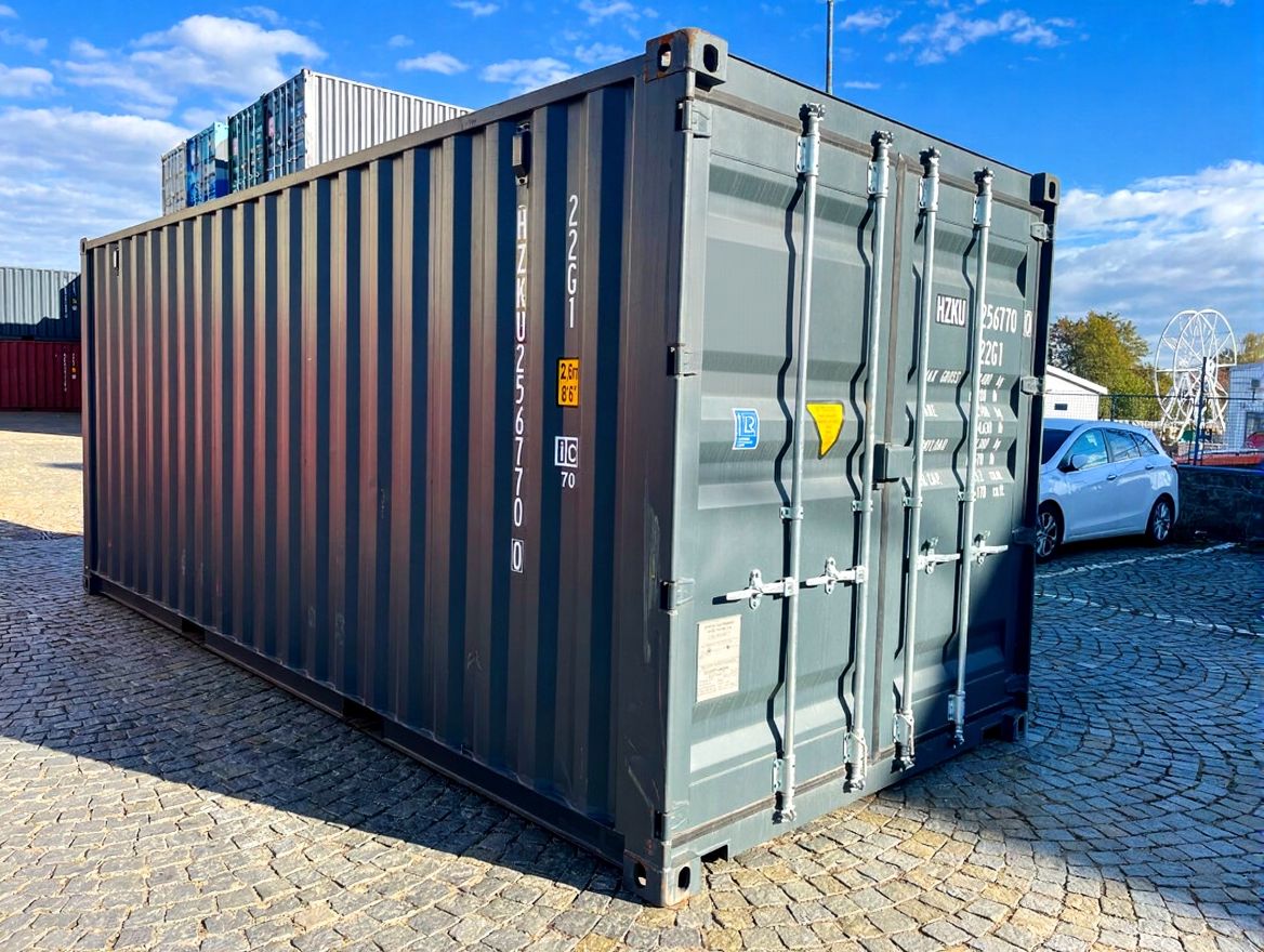 Anthrazit Seecontainer 20ft - Stirnseite lang