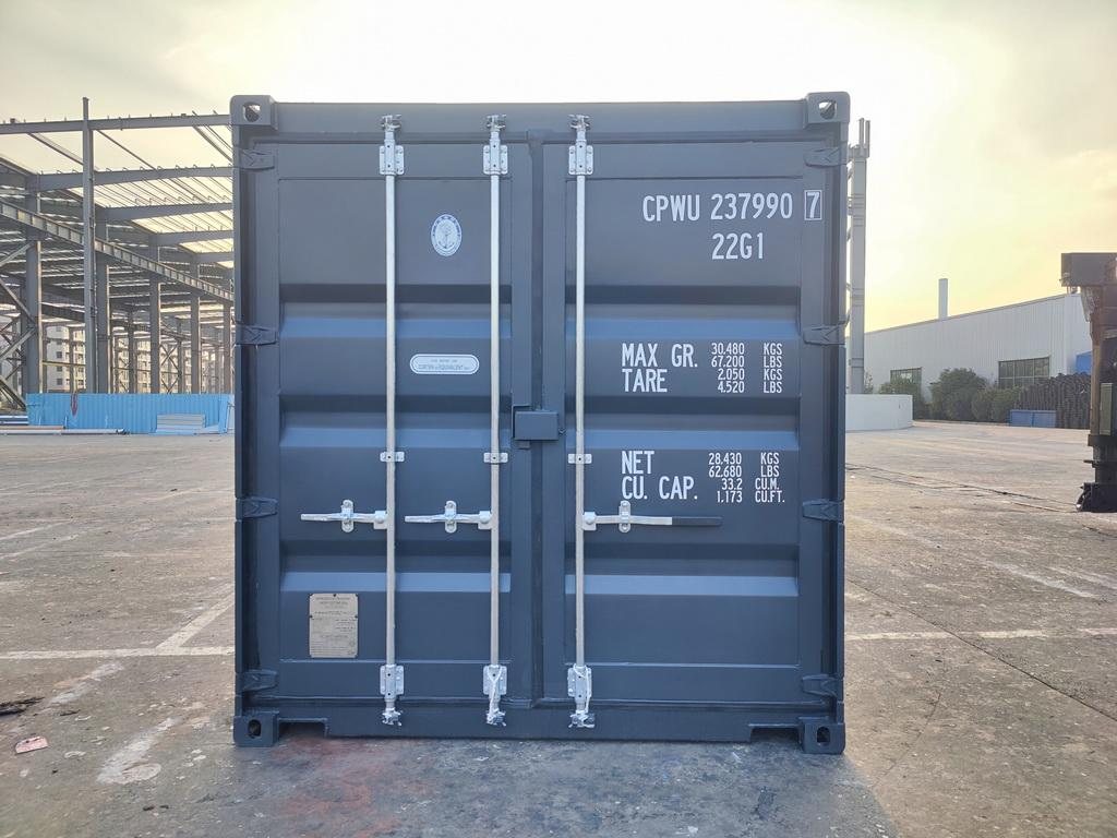 Schwarz Seecontainer 20ft - Stirnseite lang