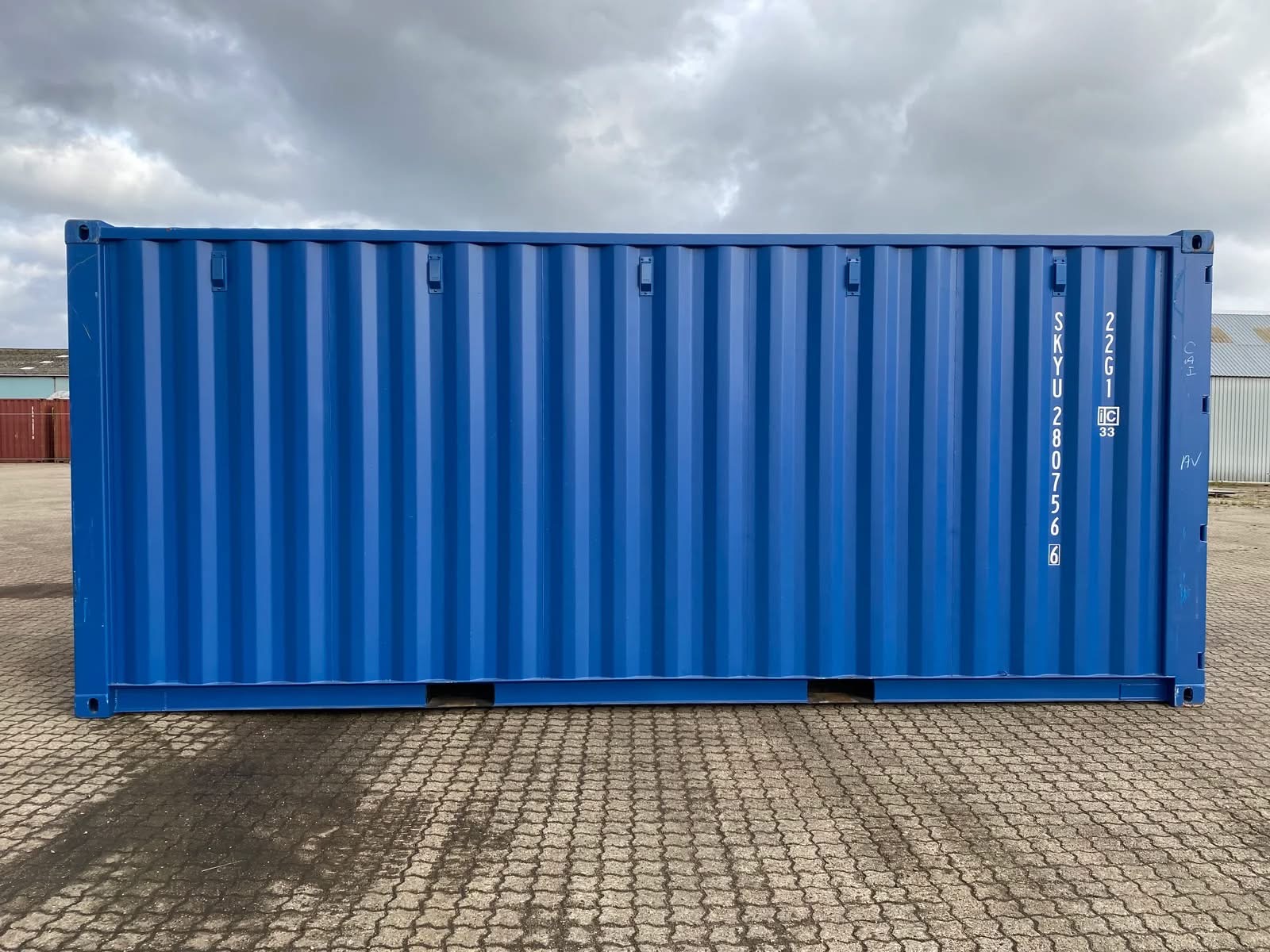 Blau Seecontainer 20ft - Türansicht